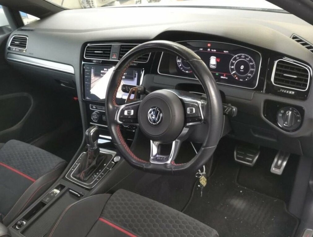 Volkswagen Golf 2L Gti Performance FG67JMC White #5
