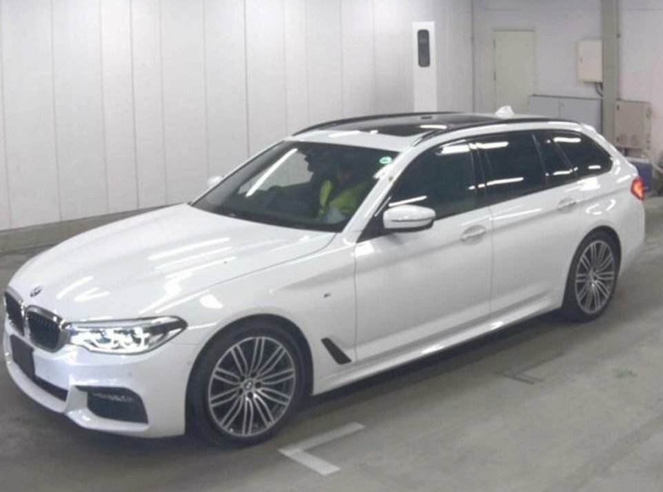 BMW 5 Series 2L M Sport White #2