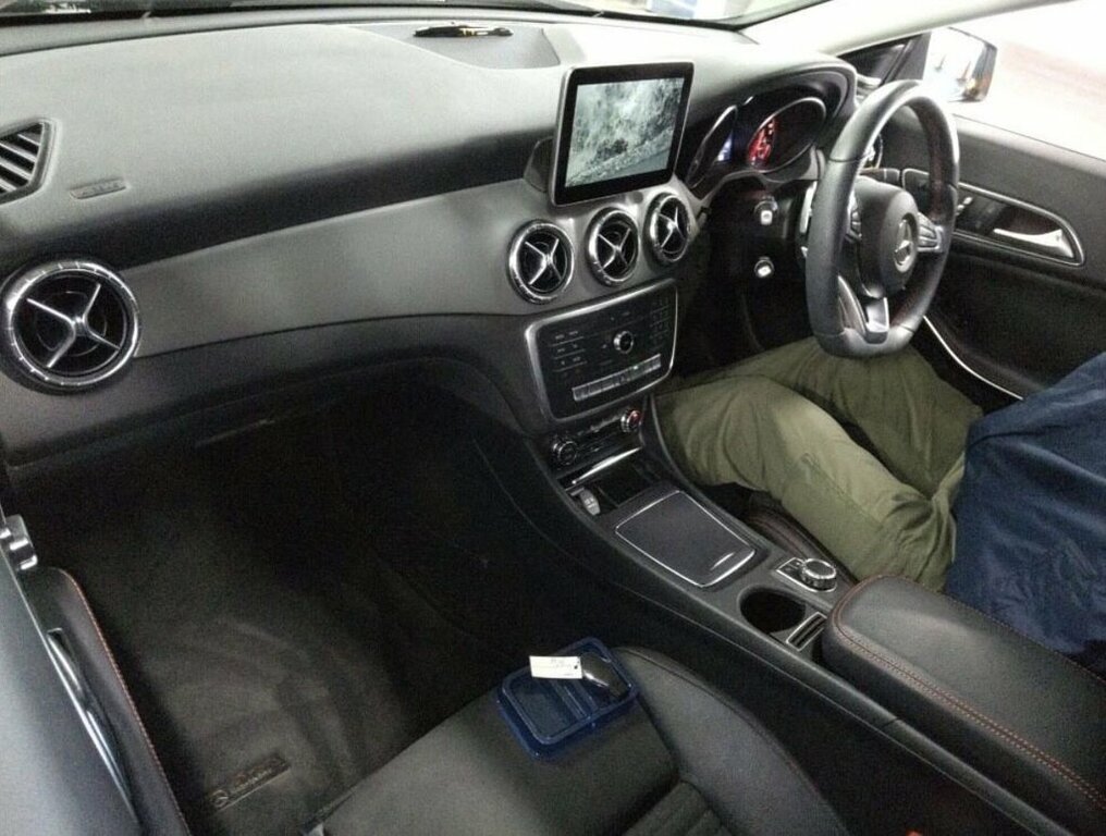 Mercedes-Benz CLA Class 1.6L Amg Line Grey #5