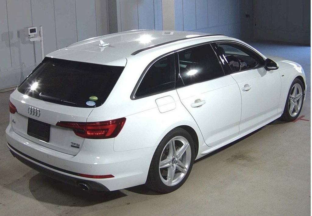 Audi A4 Avant 2L S Line White #5