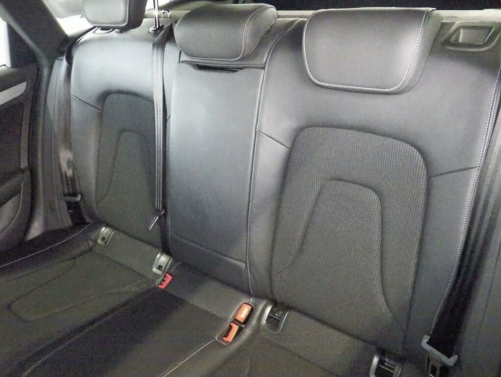 Audi A4 Avant 2L Black Edition Grey #6