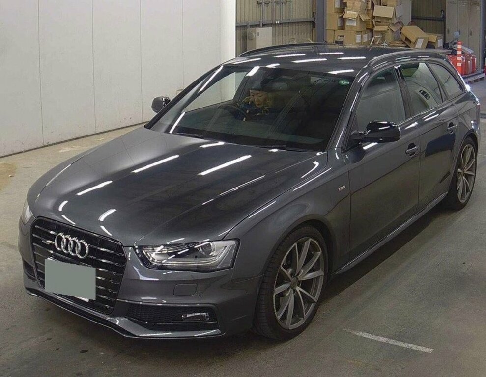 Audi A4 Avant 2L Black Edition Grey #2