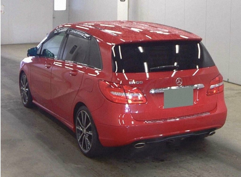 Mercedes-Benz B Class 1.6L Sport Red #3