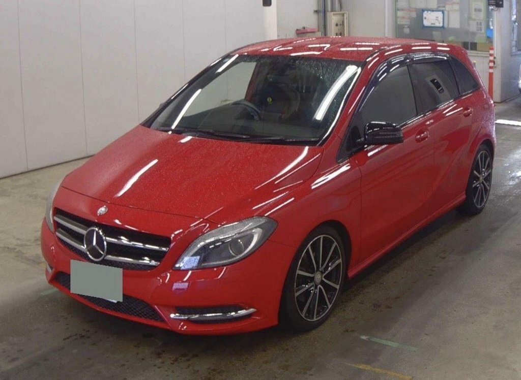 Mercedes-Benz B Class 1.6L Sport Red #2