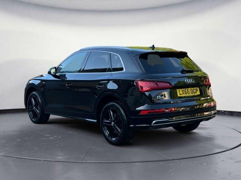 Audi Q5 Tfsi Quattro S LX68OGP Black #3
