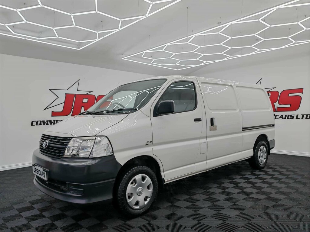 Toyota HiAce 300 D-4d 120 Lwb  #3
