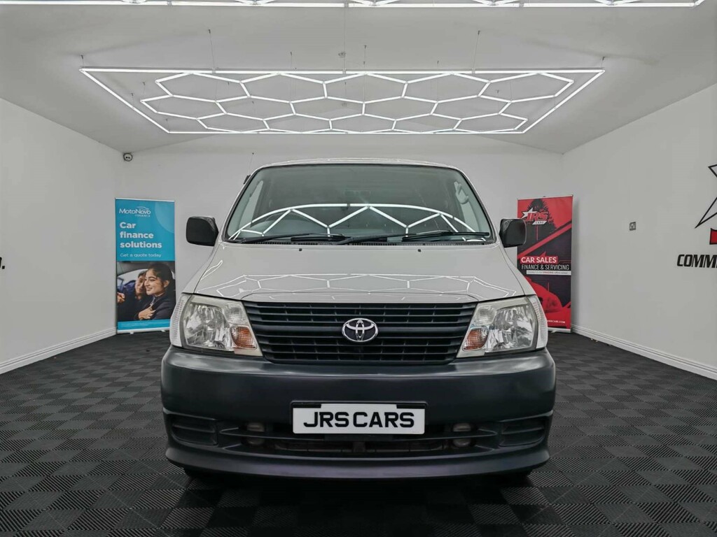 Toyota HiAce 300 D-4d 120 Lwb  #2
