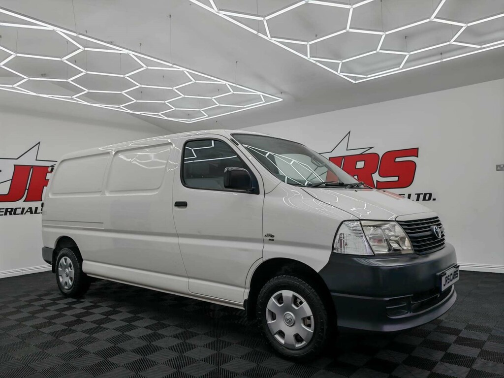 Toyota HiAce 300 D-4d 120 Lwb 
