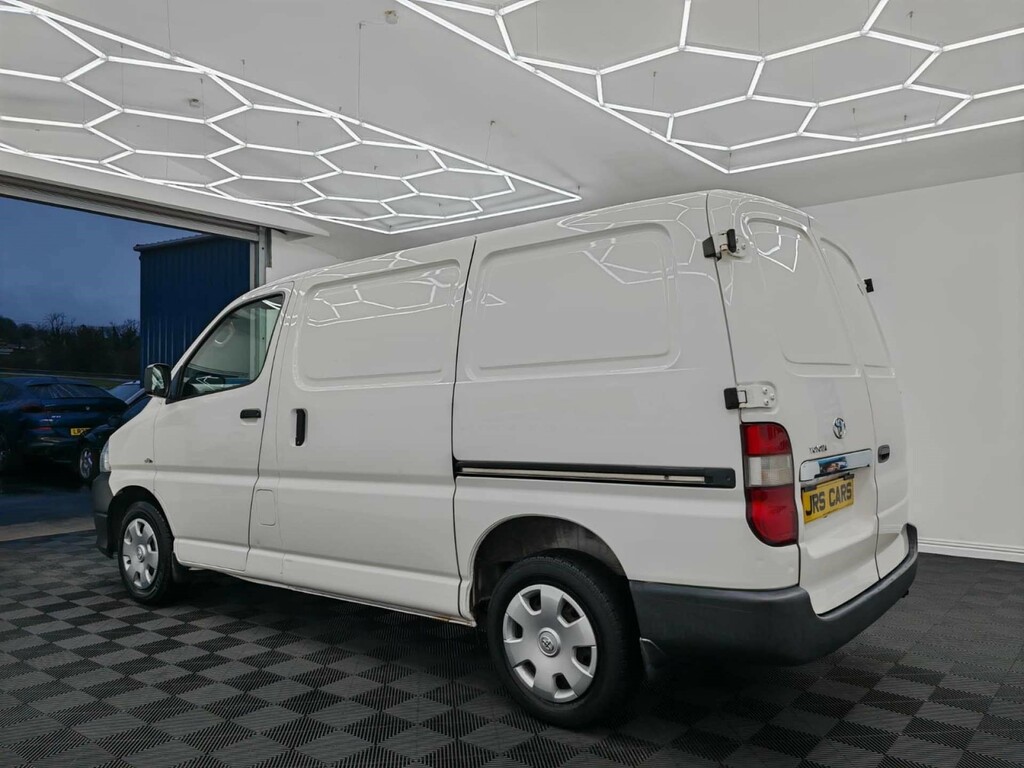 Toyota HiAce 280 D-4d 95 Swb  #4