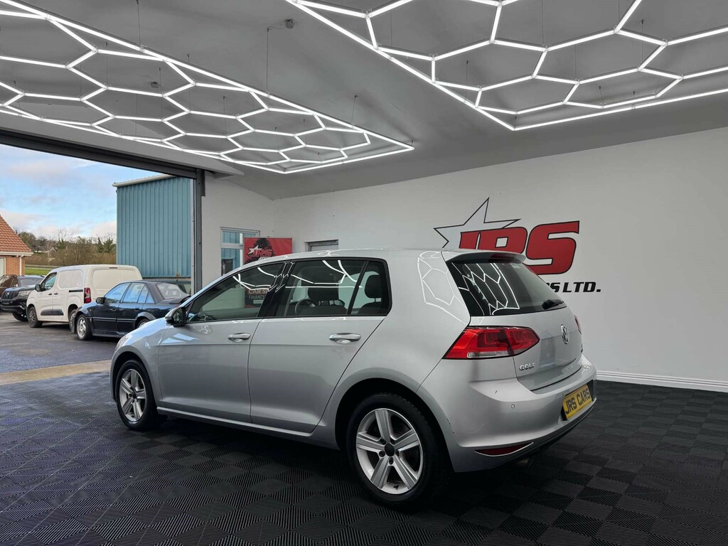 Volkswagen Golf Match Tdi Bluemotion Technology SD15OWV #4