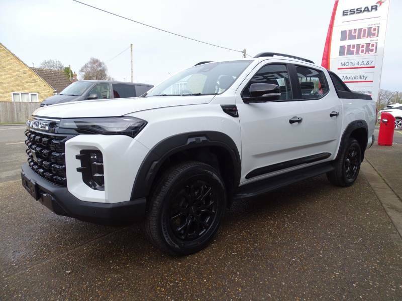 Maxus T60 2.0 Double Cab Pickup 4Wd - 2025 75 White #4