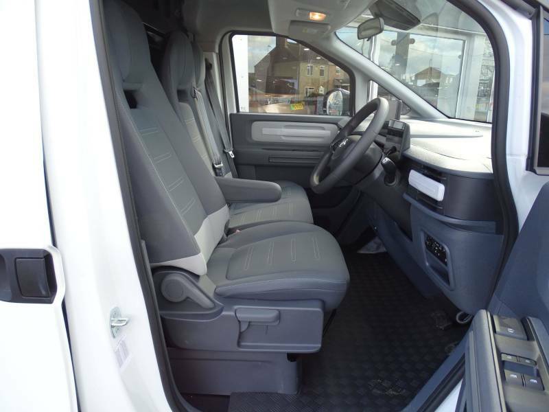 Maxus eDeliver 5 64Kwh Panel Van 6Dr L2 H2 163 Ps Grey #14