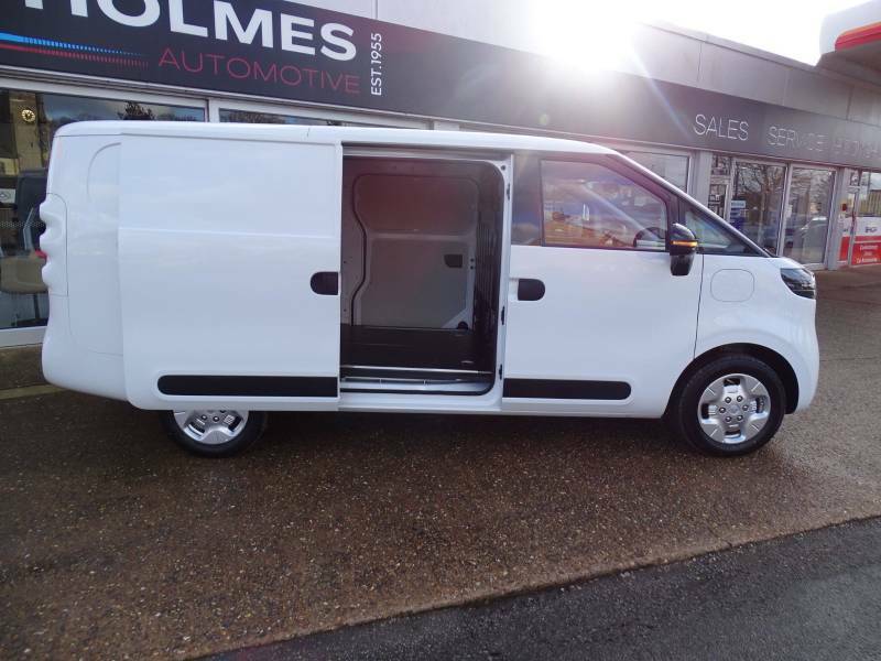 Maxus eDeliver 5 64Kwh Panel Van 6Dr L2 H2 163 Ps Grey #8