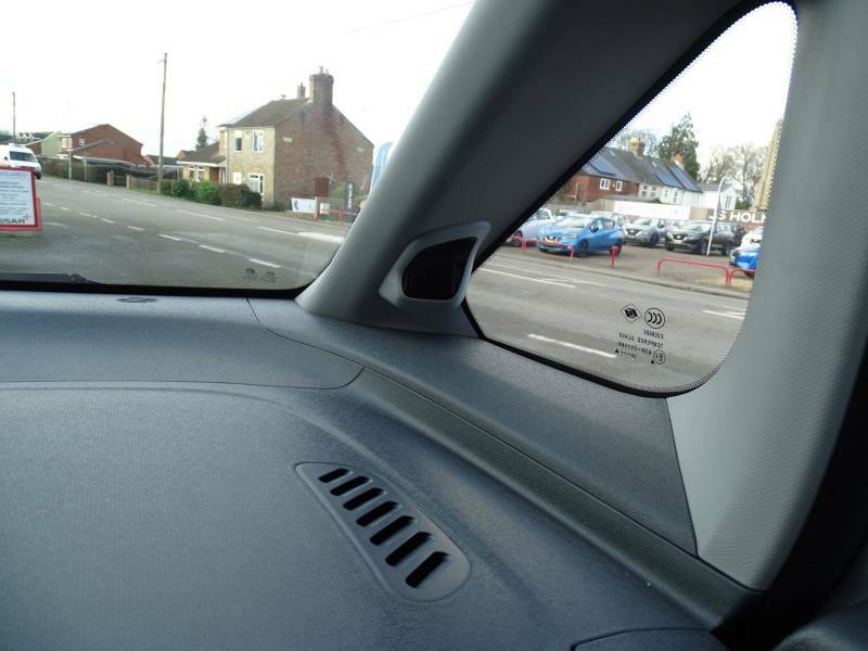Maxus eDeliver 5 64Kwh Panel Van 6Dr L2 H2 163 Ps Grey #59