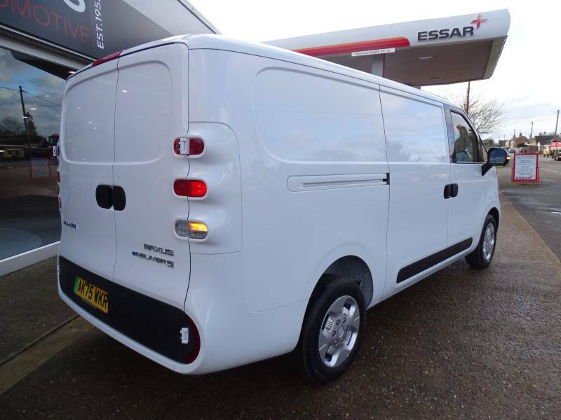 Maxus eDeliver 5 64Kwh Panel Van 6Dr L2 H2 163 Ps Grey #12