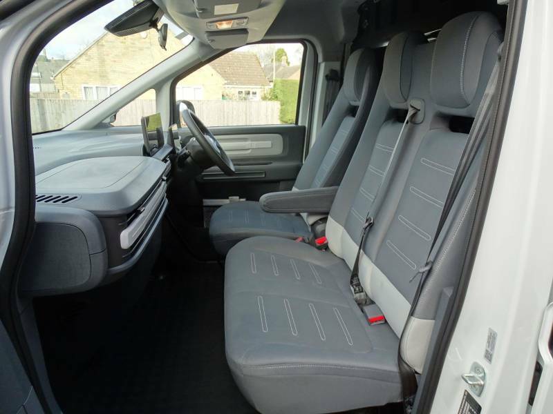 Maxus eDeliver 5 64Kwh Panel Van 6Dr L2 H2 163 Ps Grey #26