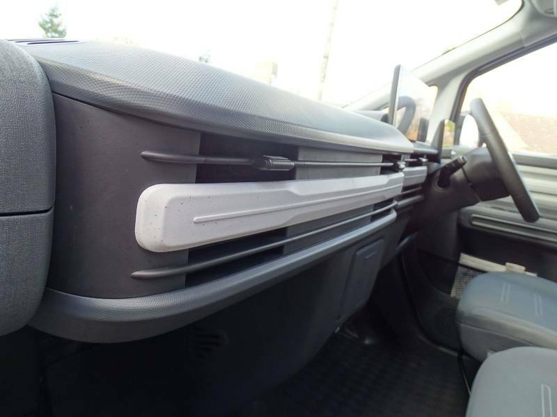Maxus eDeliver 5 64Kwh Panel Van 6Dr L2 H2 163 Ps Grey #55
