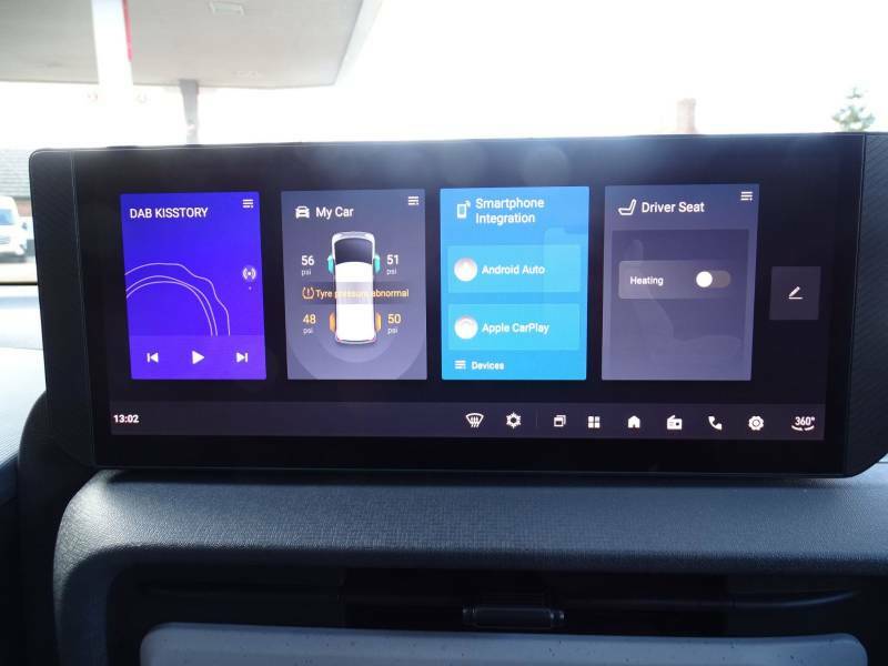 Maxus eDeliver 5 64Kwh Panel Van 6Dr L2 H2 163 Ps Grey #28