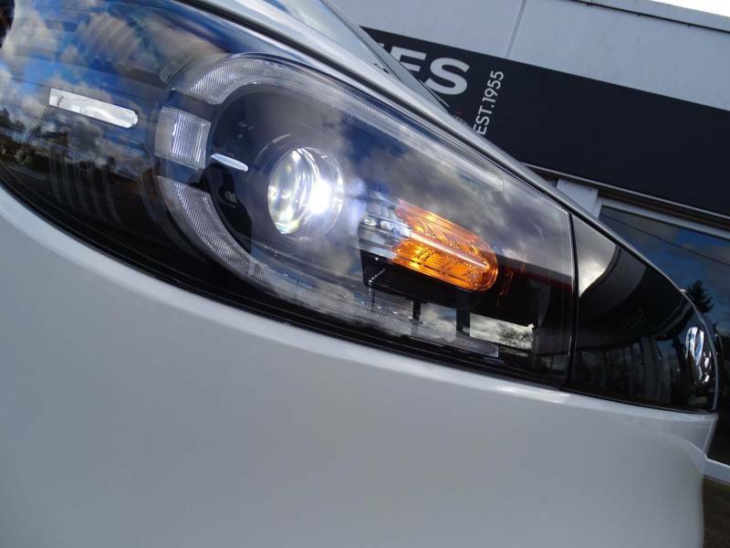Maxus eDeliver 5 64Kwh Panel Van 6Dr L2 H2 163 Ps Grey #50