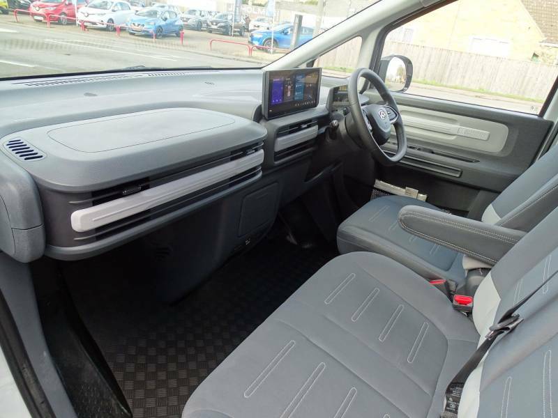 Maxus eDeliver 5 64Kwh Panel Van 6Dr L2 H2 163 Ps Grey #25