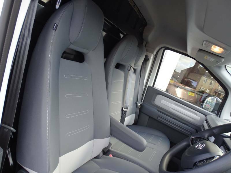 Maxus eDeliver 5 64Kwh Panel Van 6Dr L2 H2 163 Ps Grey #15