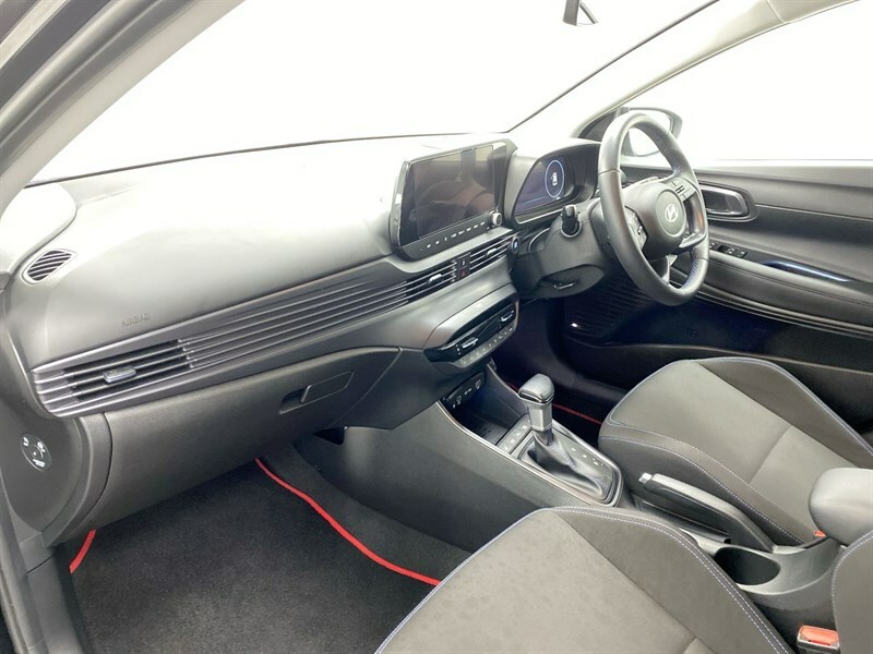 Hyundai Bayon 1.0 Tgdi Ultimate Dct DN24CXS Black #2