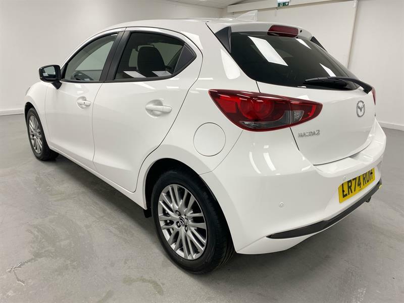 Mazda 2 1.5 Skyactiv G Exclusive-line LR74RUH White #3