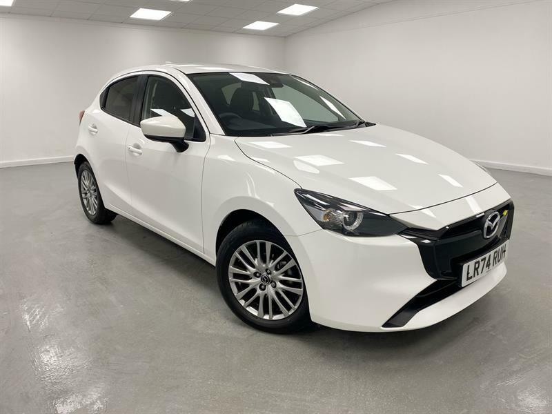 Mazda 2 1.5 Skyactiv G Exclusive-line White