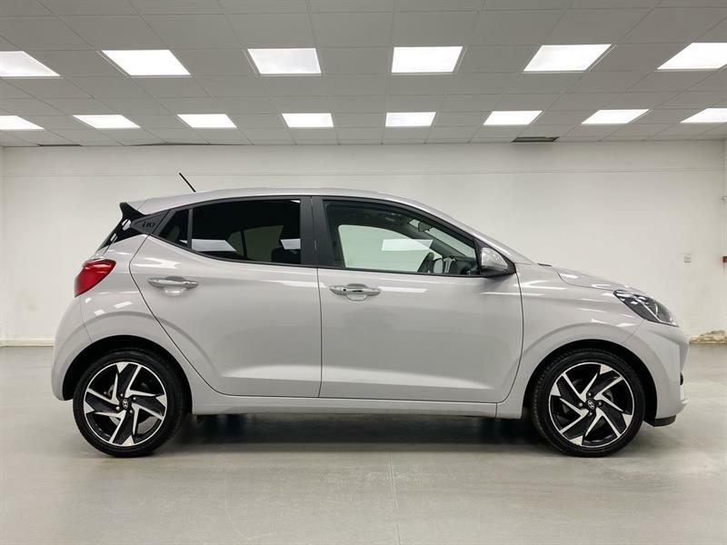 Hyundai I10 1.2 79 Premium Nav LX74XNM Grey #5