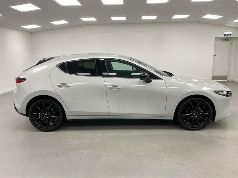 Mazda 3 2.5 E-skyactiv G Mhev 140 Homura MD74ZPG White #5