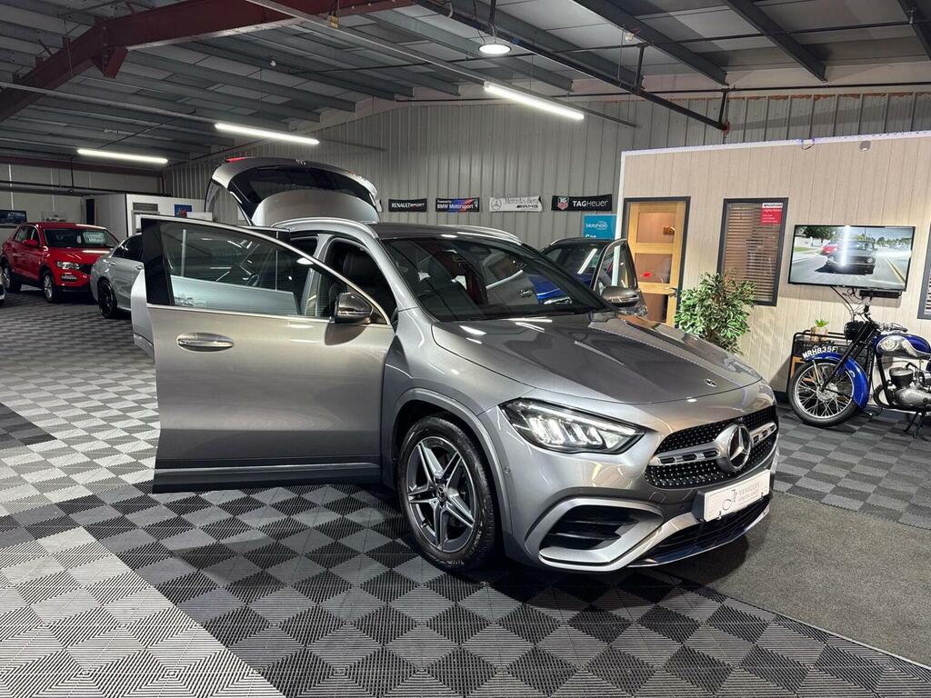 Mercedes-Benz GLA Class Suv 1.3 Gla200h Mhev Amg Line Executive 7G-dct E KM24YWJ Grey #5