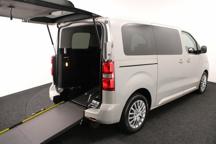 Peugeot Traveller Active 1.5 Hdi Beige #4