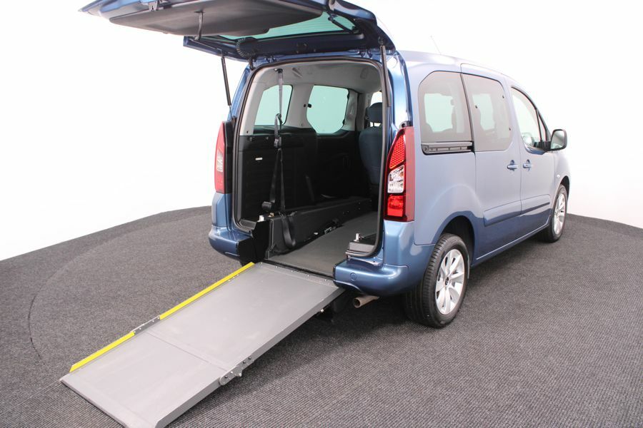 Citroen Berlingo 1.6 Hdi 100 Multispace Feel Edition WA67DVK Blue #4