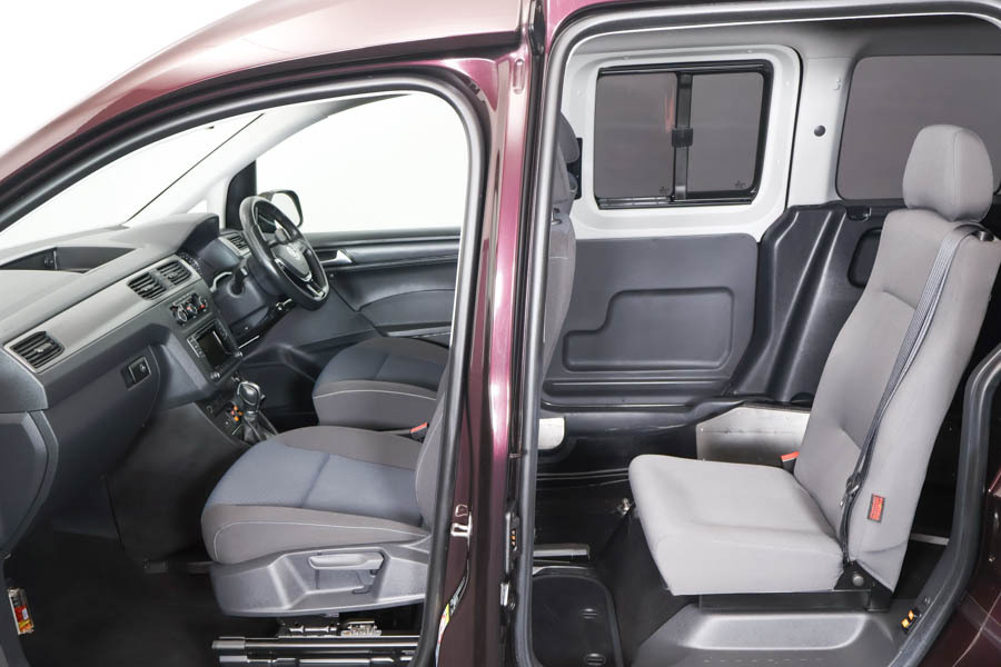 Volkswagen Caddy Life 1.4 Tsi Life Purple #6