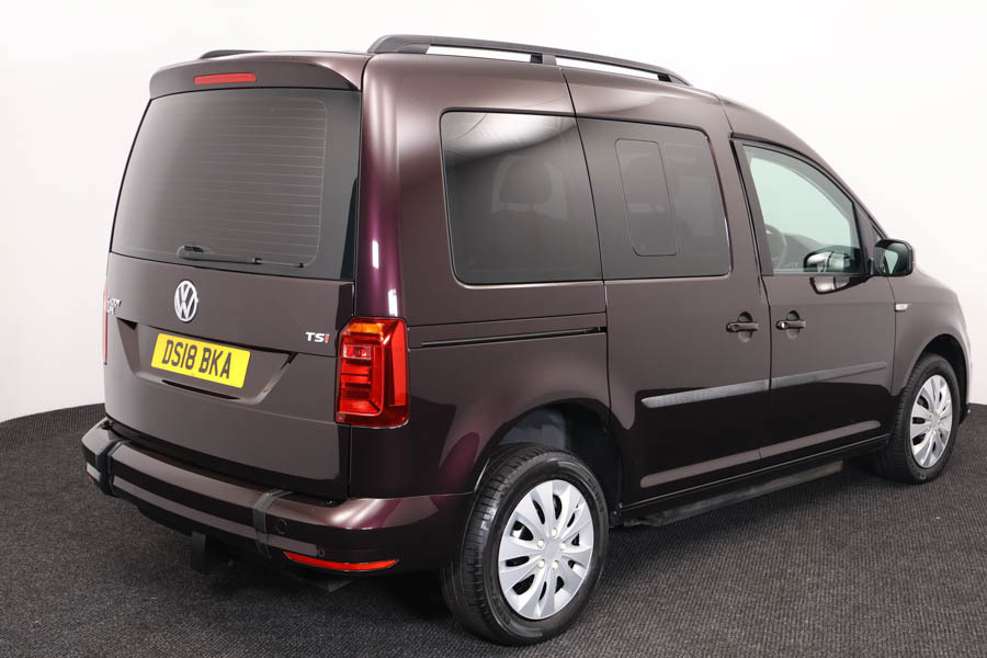 Volkswagen Caddy Life 1.4 Tsi Life Purple #4