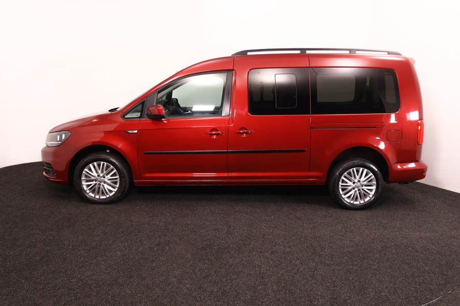Volkswagen Caddy Maxi Life 2.0 Tdi Bluemotion Maxi Life Dsg Red #6