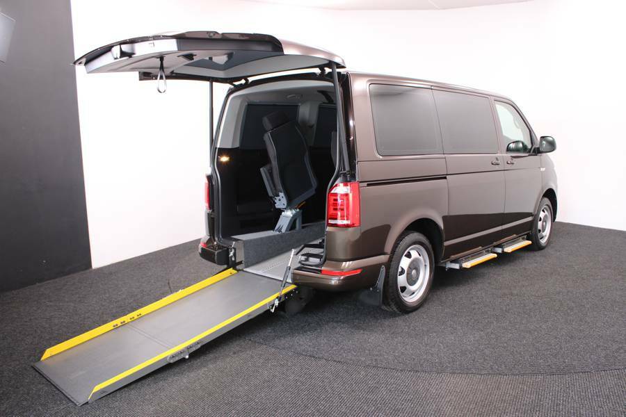 Volkswagen Transporter Shuttle 2.0 Tdi Se Dsg Brown #4