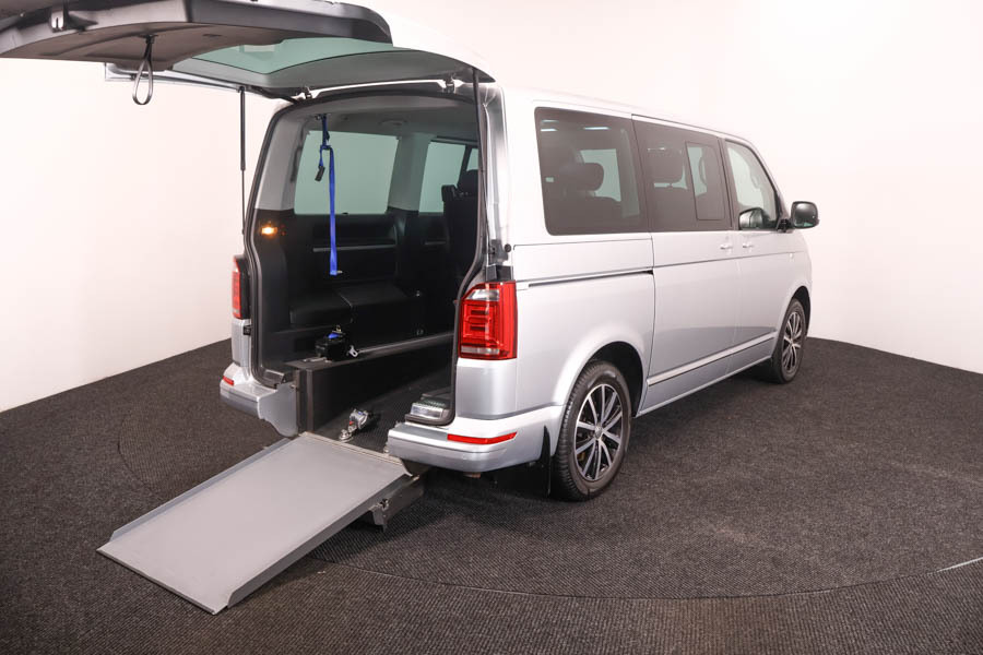 Volkswagen Caravelle T6.1 Executive 2.0 Tdi 150 Liberty BG69OZN Silver #4