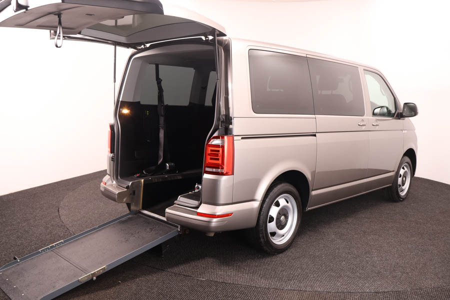 Volkswagen Transporter Shuttle T6 Shuttle 2.0 Tdi Se Dsg Beige #2