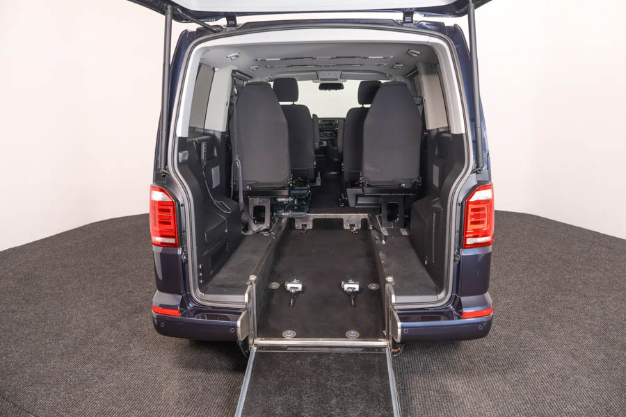 Volkswagen Caravelle Transporter T6 Shuttle 2.0 Tdi Se Dsg Blue #4