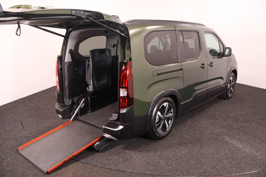 Peugeot Rifter 1.5 Tdi Gt Lwb Green #2