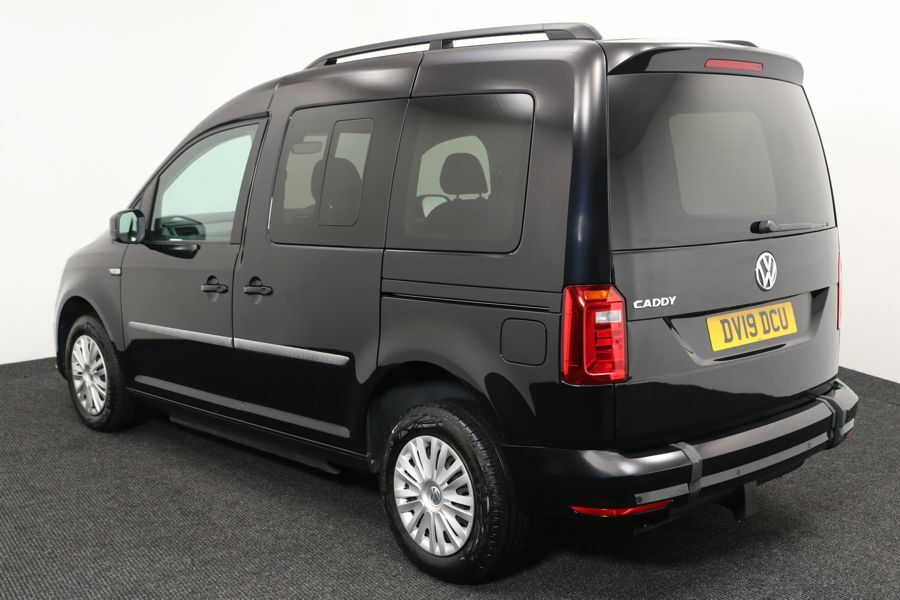 Volkswagen Caddy Life 2.0 Tdi Life Up Front Black #3