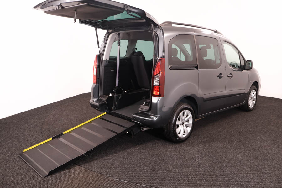 Citroen Berlingo Multispace 1.6 Bluehdi Flair WA68EXT Grey #2