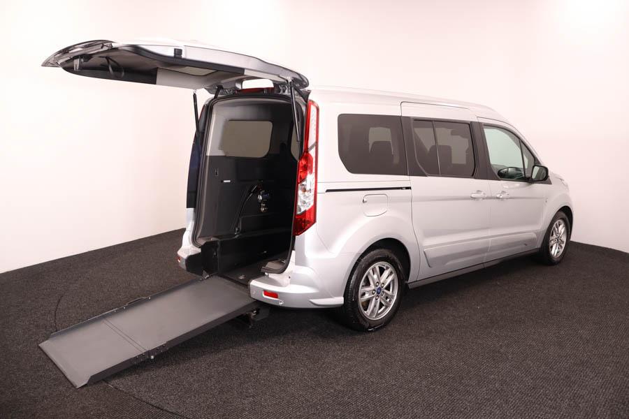 Ford Grand Tourneo Connect 1.5 Tdci Titanium WG20DGF Silver #3