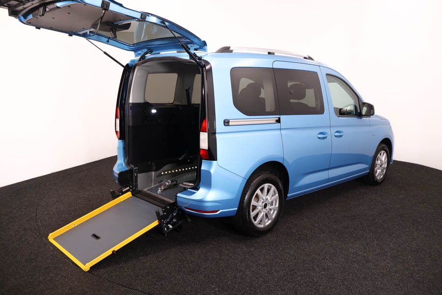 Ford Tourneo Connect 2.0 Tdci Titanium Blue #2