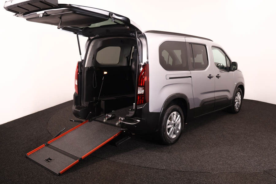 Peugeot Rifter 1.5 Allure Premium Lwb Grey #2