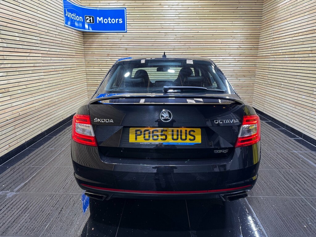 Skoda Octavia 2.0 Tfsi Vrs Hatchback Dsg Euro 6 Ss Black #3