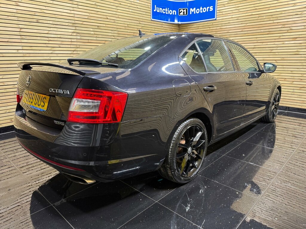 Skoda Octavia 2.0 Tfsi Vrs Hatchback Dsg Euro 6 Ss Black #6
