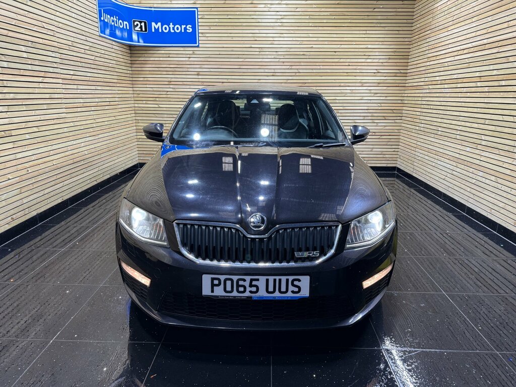 Skoda Octavia 2.0 Tfsi Vrs Hatchback Dsg Euro 6 Ss Black #2