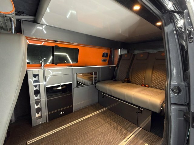 Volkswagen Transporter 2.0 Tdi 150 Highline Van Dsg 150 Ps Grey #5